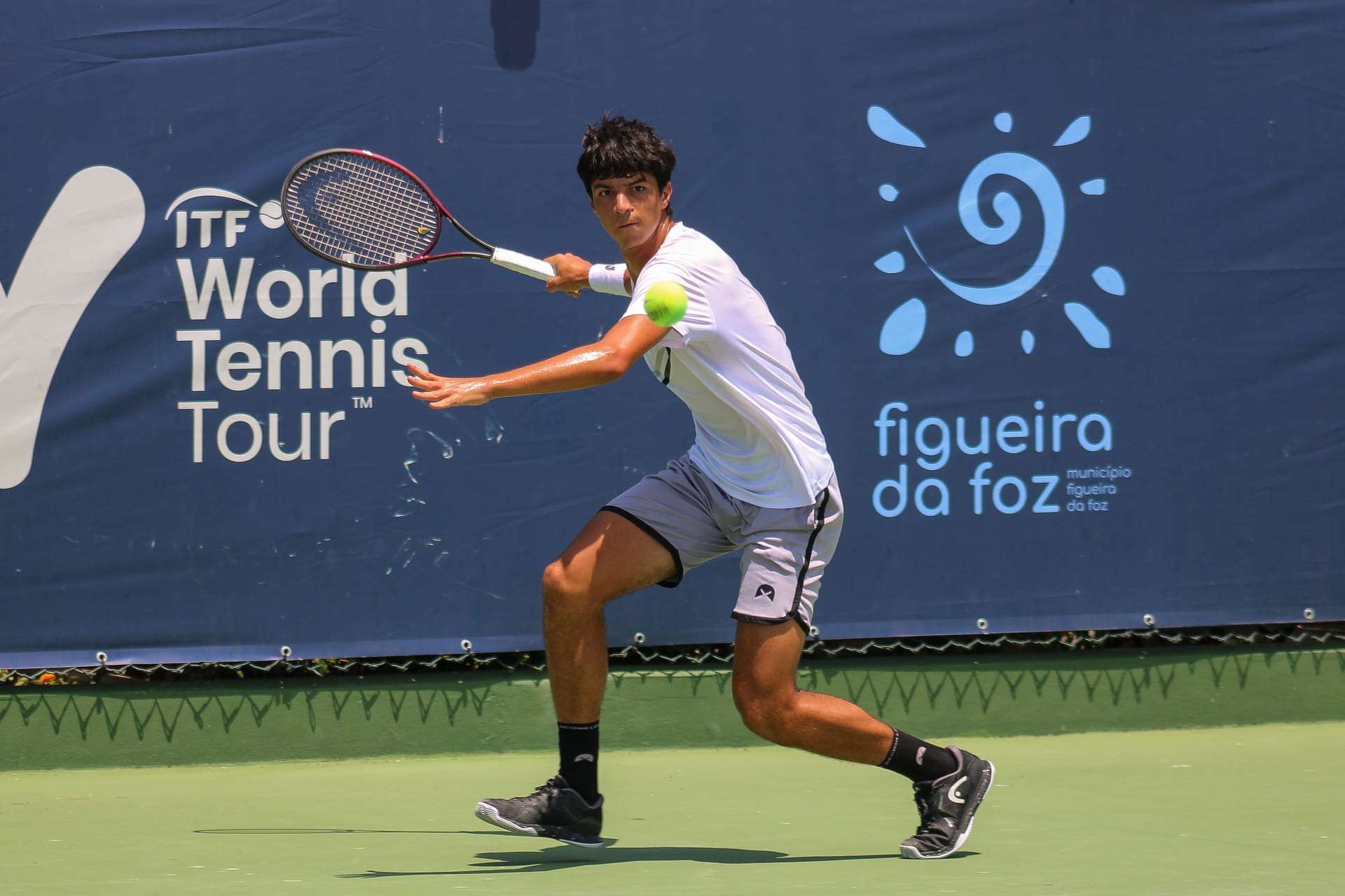 Tiago Pereira nos quartos de final do M25 de Monastir