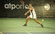 Ana Filipa Santos nos oitavos de final do W15 de Lousada