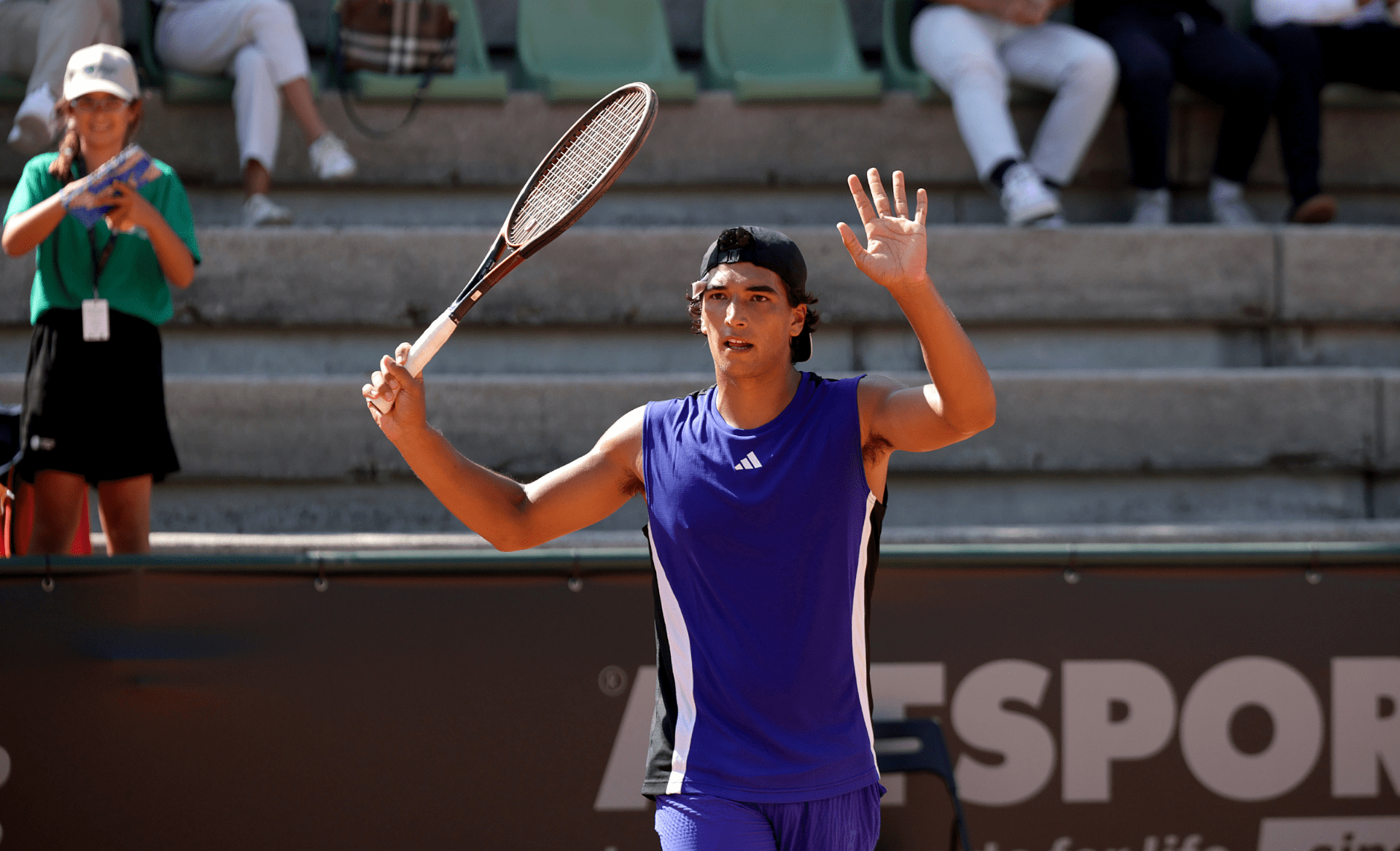 Henrique Rocha entra a ganhar no Open da Austrália